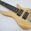 Une basse de 06 cordes