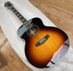 La guitare Guil F-2512E Deluxe Westerly